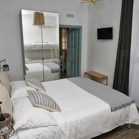 Oda ve Kahvaltı Al Mare