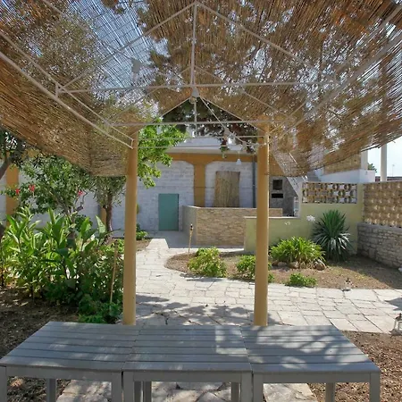 Al Mare Bed & Breakfast 3*